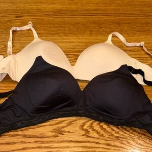Lot of 3 size 36D bras Auden and Warners wire free